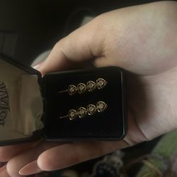 Cute Gold Heart Dangling Earrings 