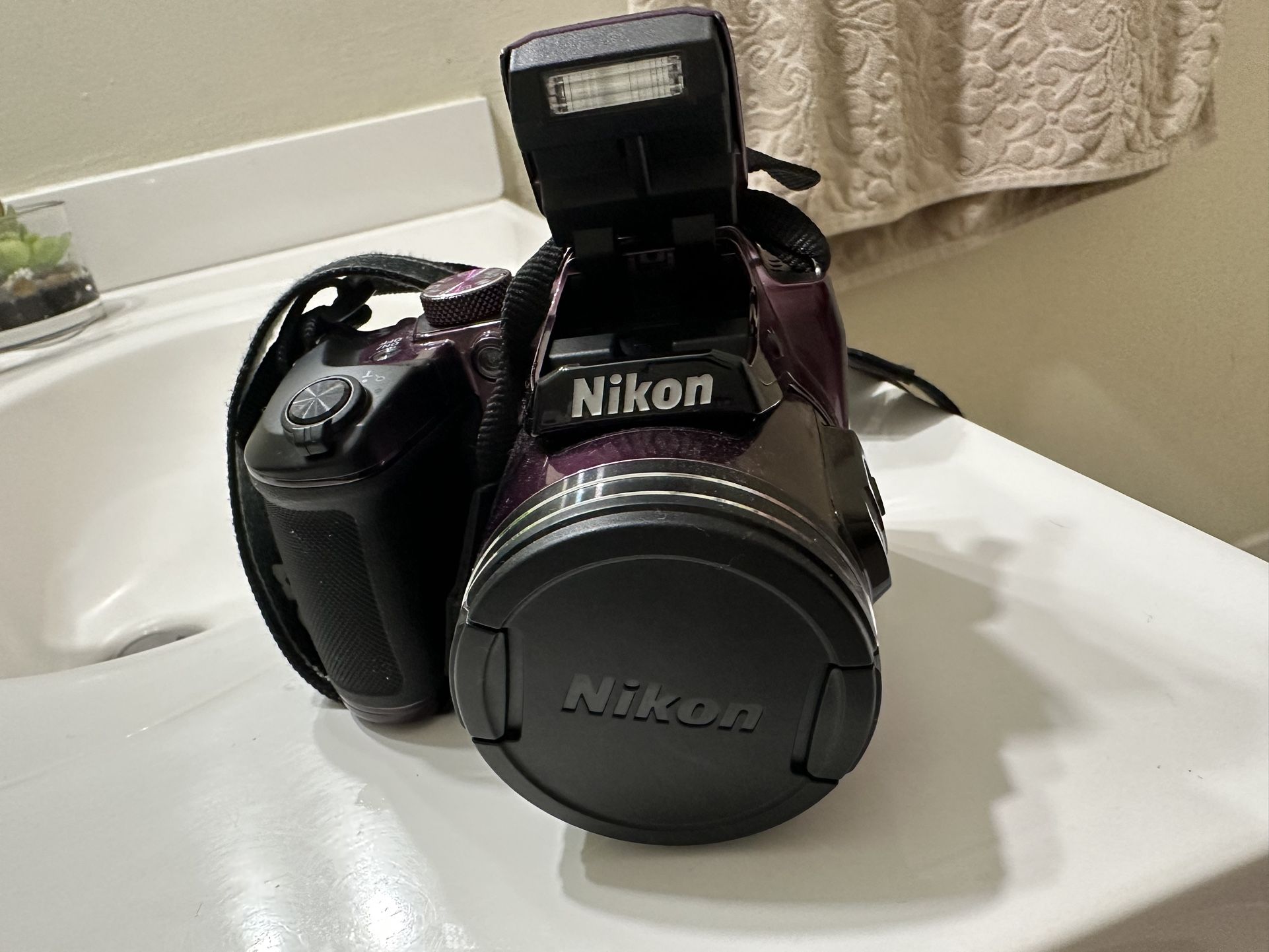 Nikon Camera FOR SALE