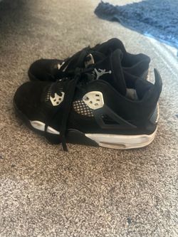 Boys shoes