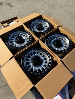 Brand New 18x9 KMC IMS “552” Machined 18” Off-Road Wheels 8 Lug Wheels For GMC Chevy HD Trucks