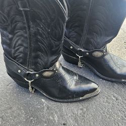 Men's 7.5 Larado Boots 