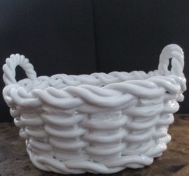 Eddie Bauer Italian White Glazed Woven Ceramic Round Basket