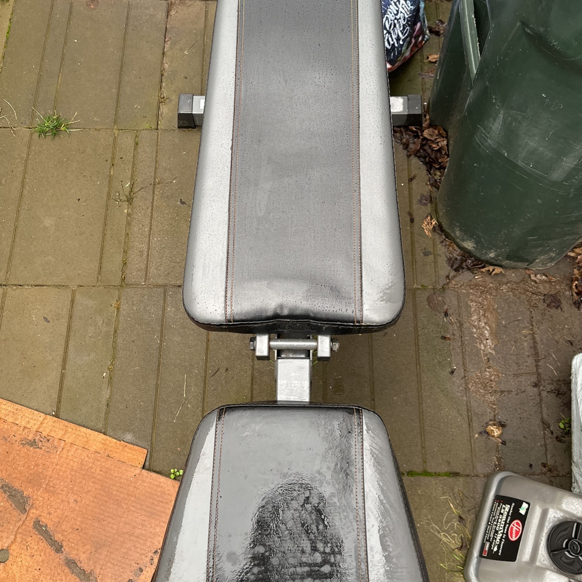 Adjustable Bench And Dumbbell
