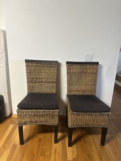 Set of 2 Wicker Chairs