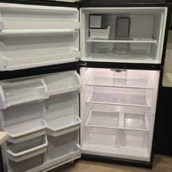 Large Whirlpool 21 Cubic Refrigerator Fridge Freezer 