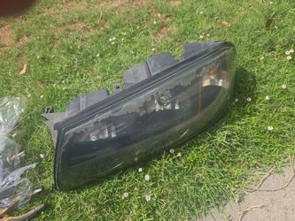 2000-2005 CHEVY IMPALA LEFT SIDE HEADLIGHT