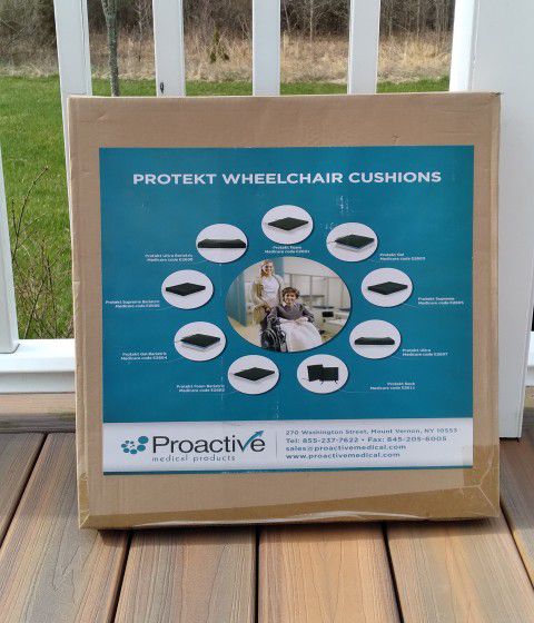 NEW Proactive Protekt Supreme Wheelchair Cushion 18x18 Sealed Box