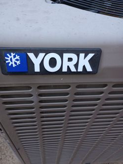 York Air-conditioning unit