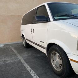 1996 GMC Safari Cargo Van