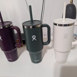 3 HYDRO TUMBLERS 