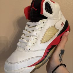 Air Jordan 5 Retro GS 'Fire Red' 2006