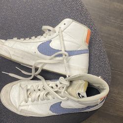 Nike High Top Shoes Size 9.5