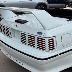 Car Spolier Fox Body Ford Mustang Convertible  White