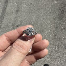 18K Diamond Engagement Ring Size 6 