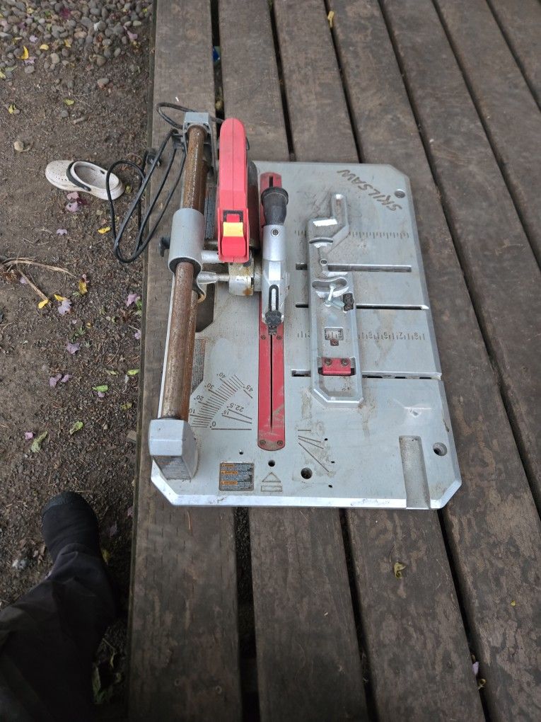 Flooring Saw
