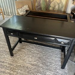 Sofa / Side Table