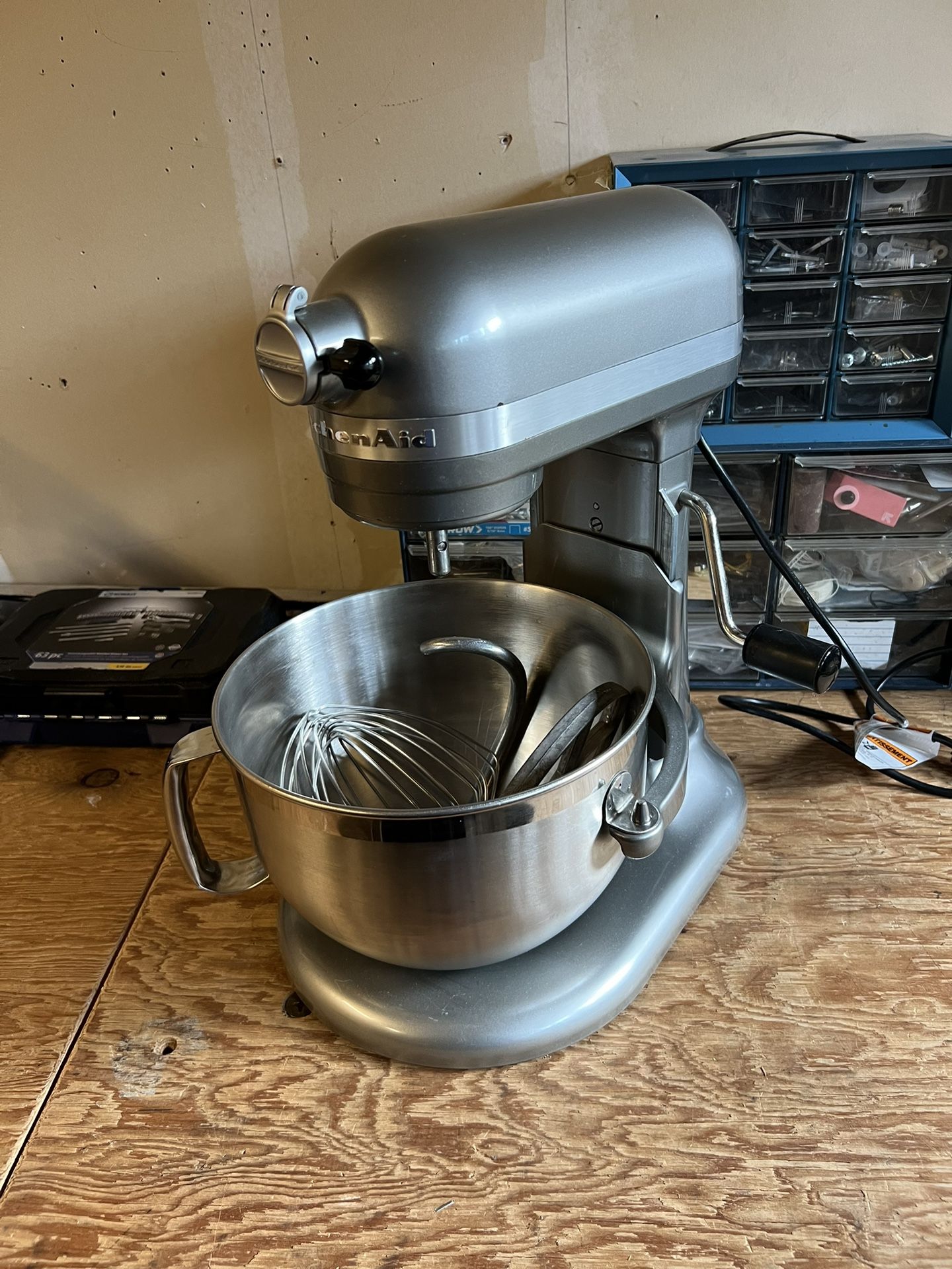 Kitchen Aid 6 QT Mixer