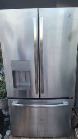Refrigerator GENERAL ELECTRIC  ice maker doesnt work , refrigerator and freezer good
