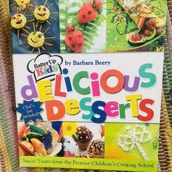 New Delicious desserts Kids Cookbook With Bakers Hat