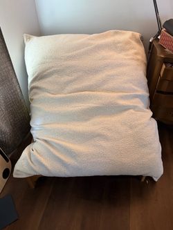 PillowSac Chair