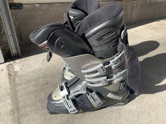 Tecnica ski boots Men’s medium 10.5