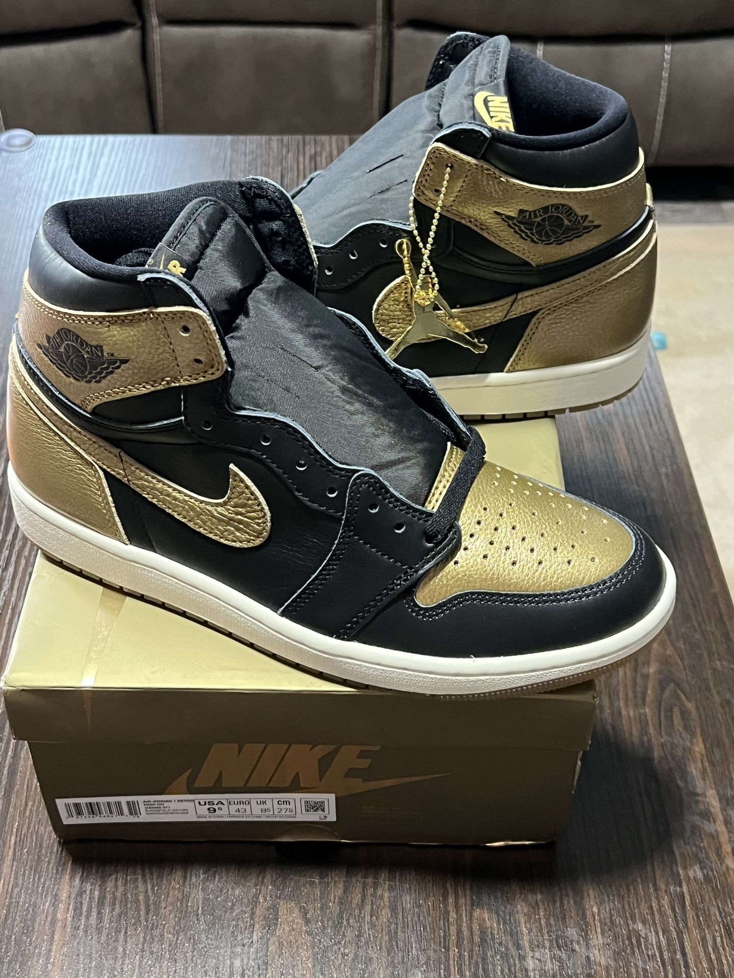 Air Jordan 1 retro High OH black/gold 9.5 Men’s