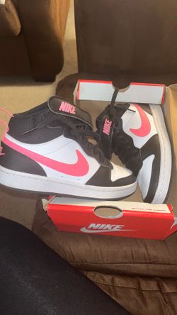 Nike Blazer Mid Size 5Y