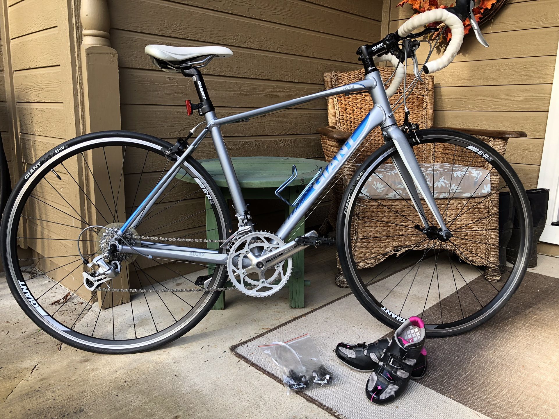 Road Bike and Shoes, Size 7. 2