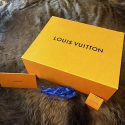 X-Large Louis Vuitton Box 