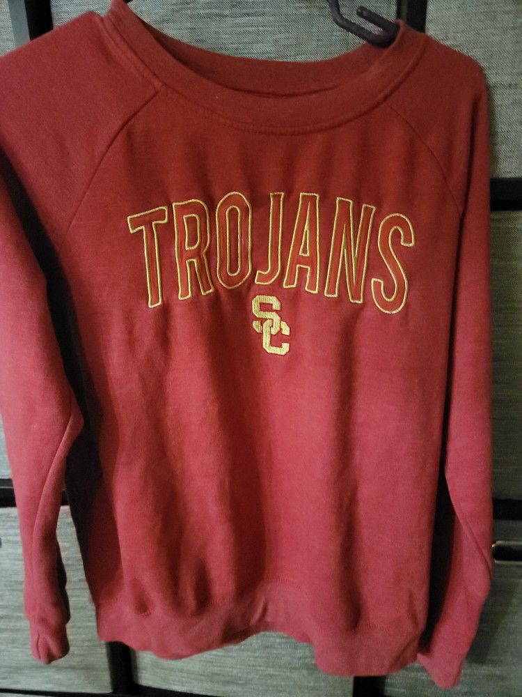 USC SWEATSHIRT SIZE MEDIUM IN GREAT CONDITION