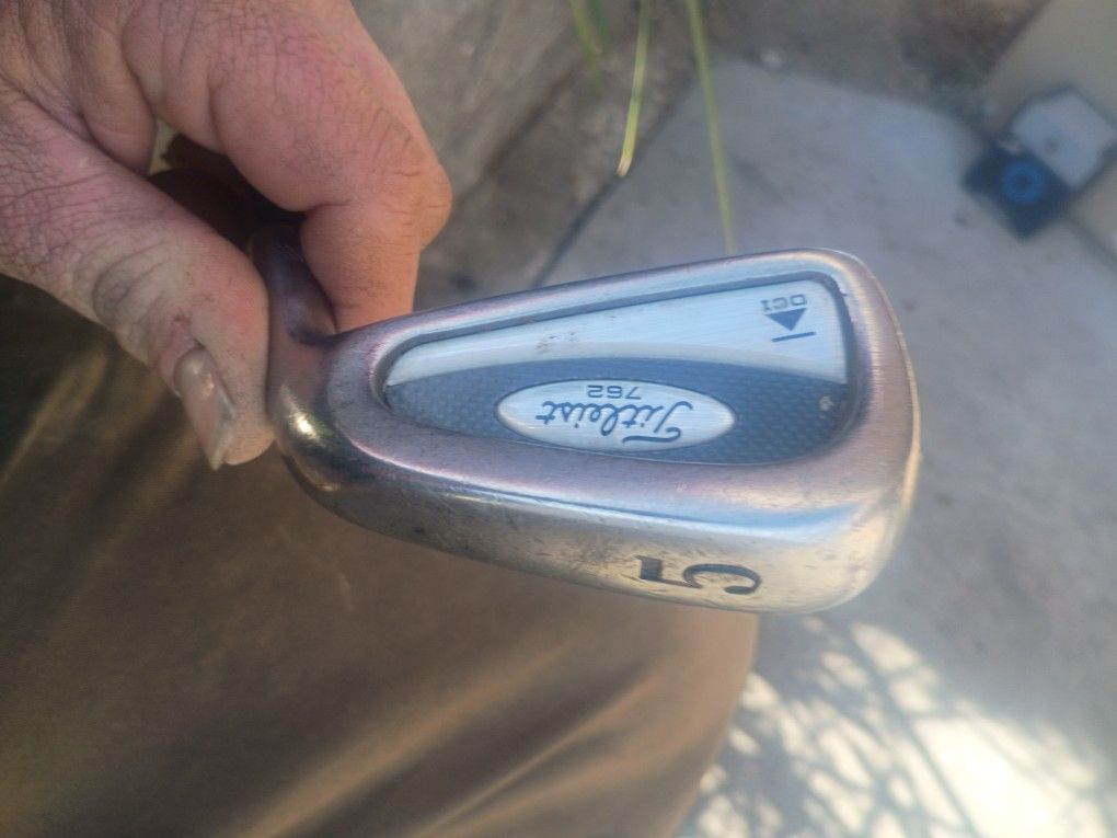 Golf Club- Titlist 762- 5