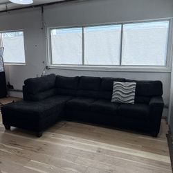 Black 2 Piece Sectional Sofa