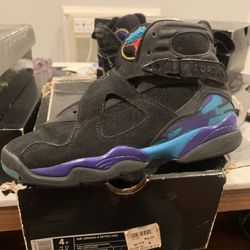 Jordan Retro 8 Size 4