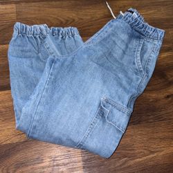 size 30  like small 