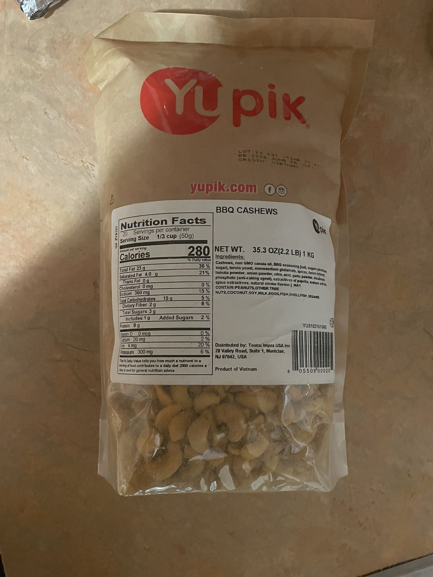 BBQ CASHEWS