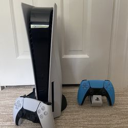 PS5 Disc Edition (like new)
