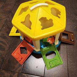Chicco Gazebo Circus Shape Sorter Toy