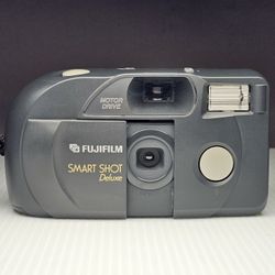 Fujifilm Smart Shot Deluxe 35mm Film Camera