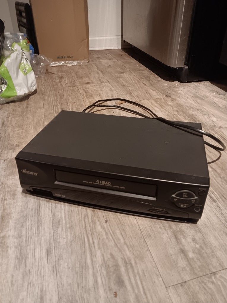 Memorex MVR2040A Video Cassette Recorder VCR VHS