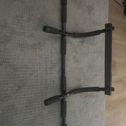 Pull Up Bar