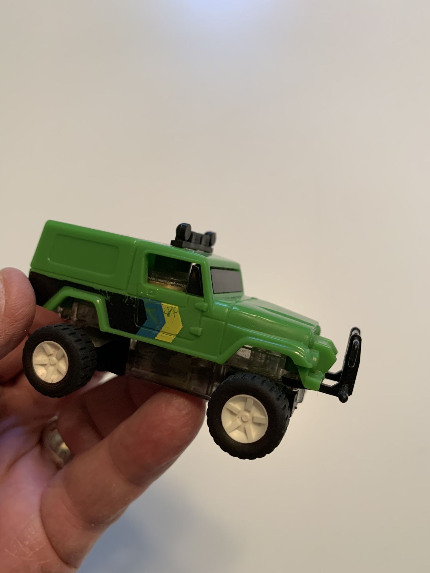 TOY 3 1/2” Vintage MATTEL POWER DEVILS GREEN 4x4 Motorized Jeep—no Batteries Required