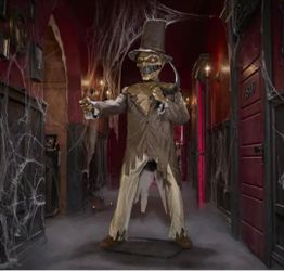 6.5 FT Grave & Bones Animated LED Soul Slasher