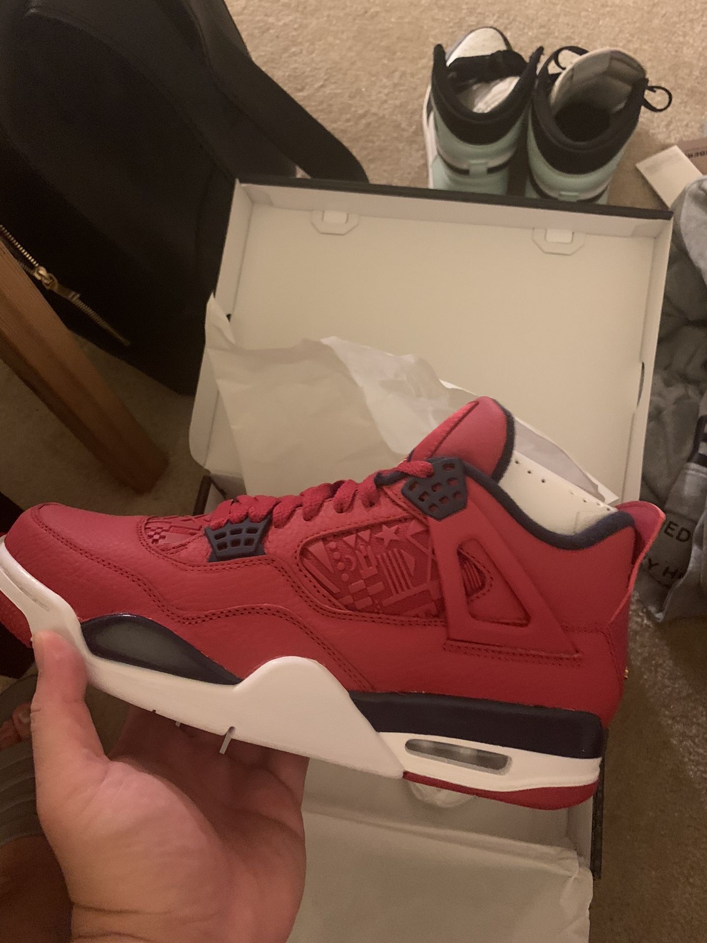 air Jordan 4 FIBA size 9.5 brand new