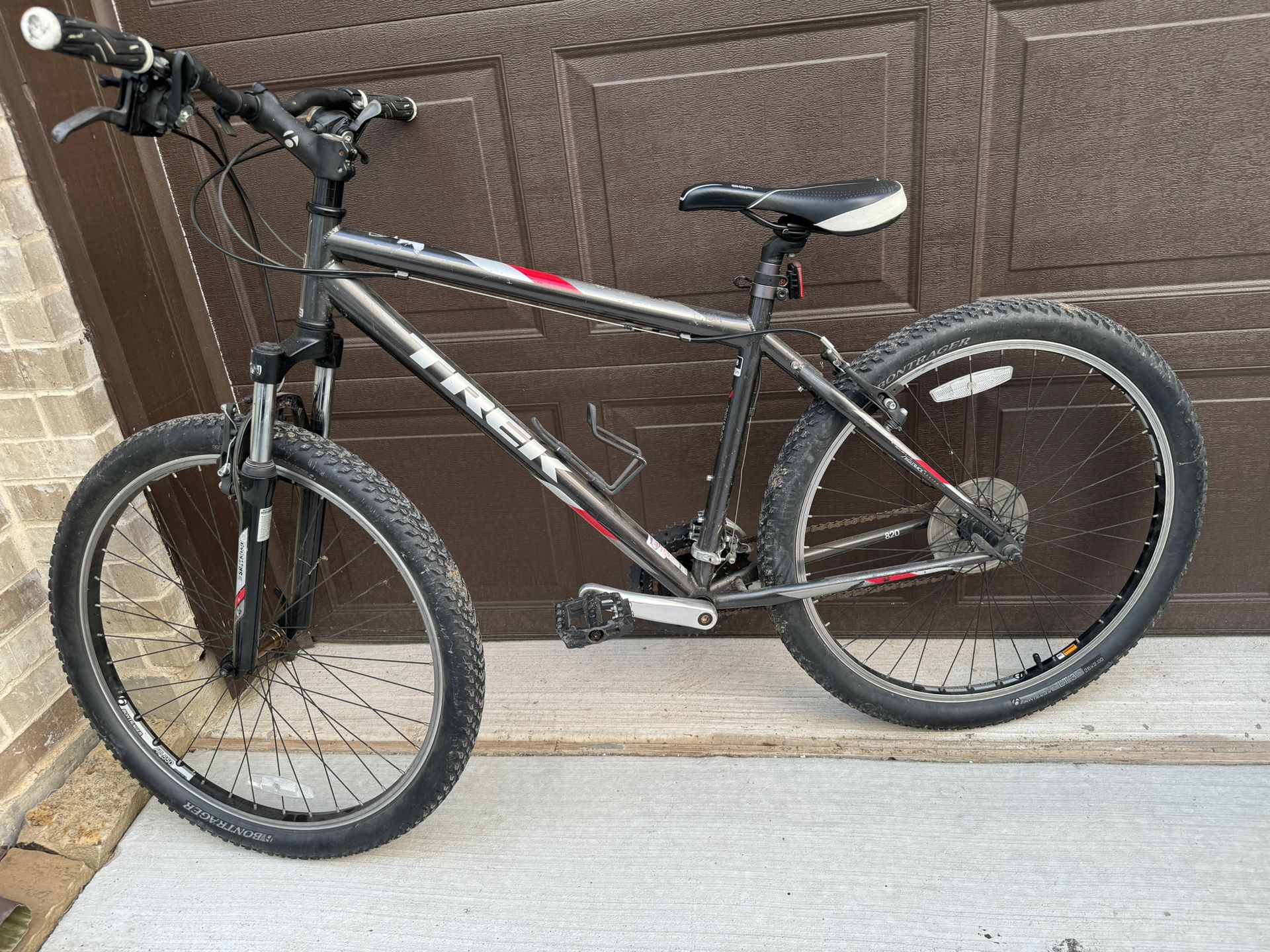 Bicycle Trek 820. $ 275.00