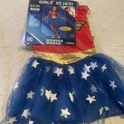 Girl XS (4/5) Wonder Woman Costume 