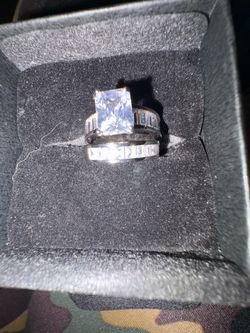 Silver wedding set