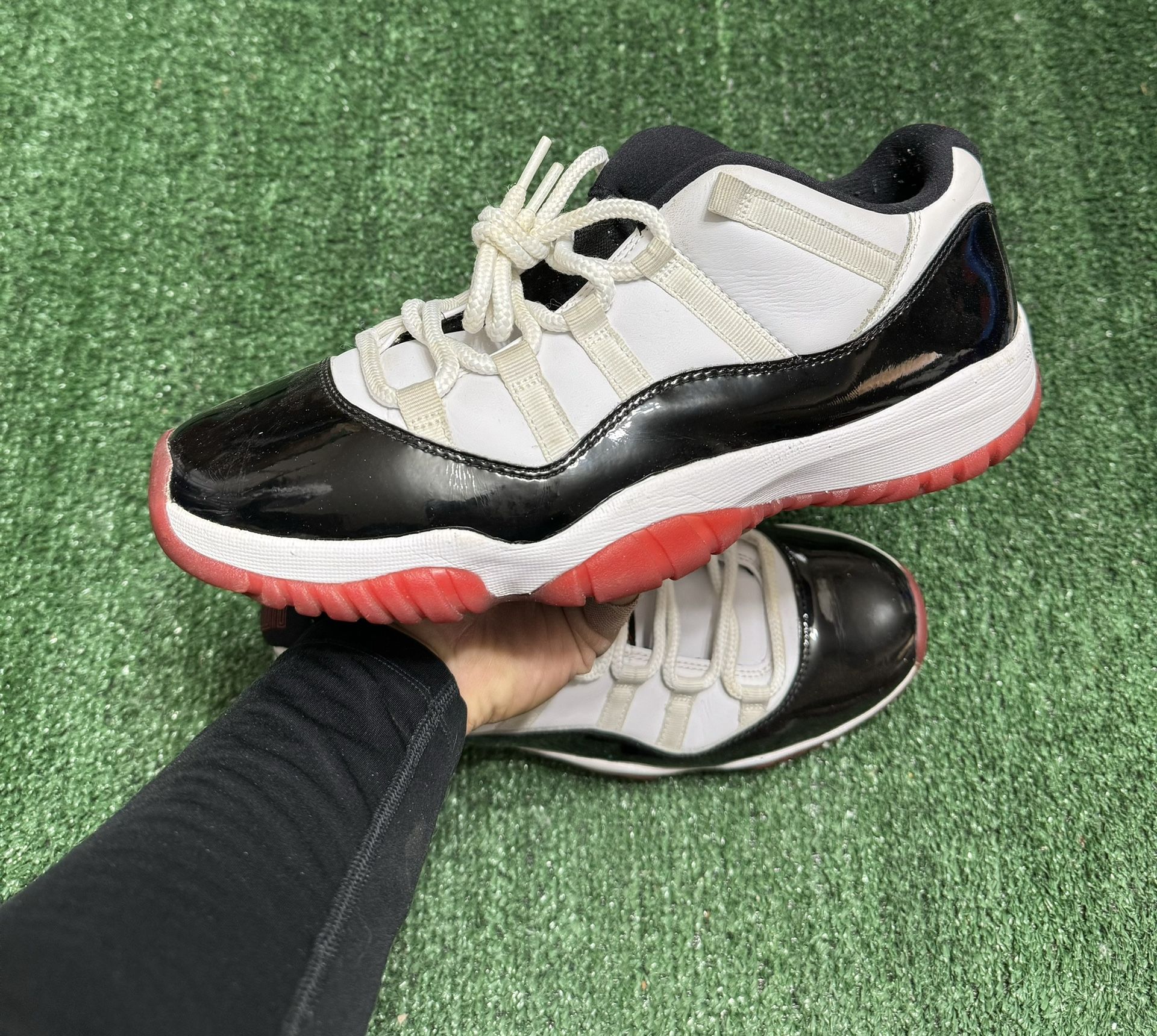 Jordan Concord Bred 11 Lows size 10.5 USED But Clean