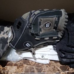 WILSON BASEBALL MITT