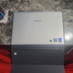 Samsung Galaxy Book 10.6 64gb Core M3 7th Gen