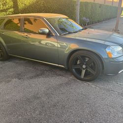 2005 Dodge Magnum